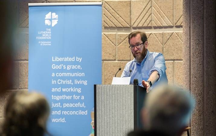 Mynd sem tengist textanum